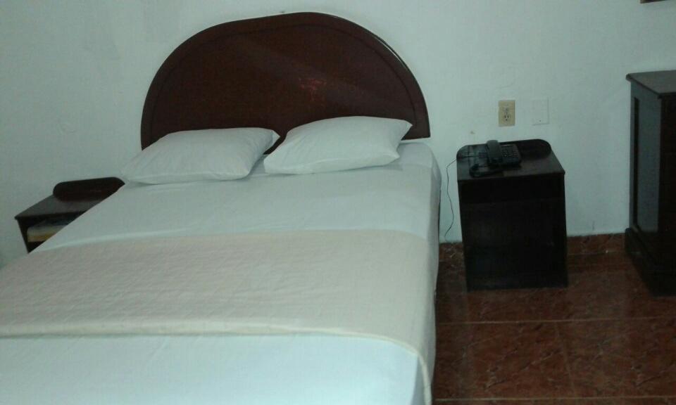 Residencial Mexico Hotel Panama City Exterior photo