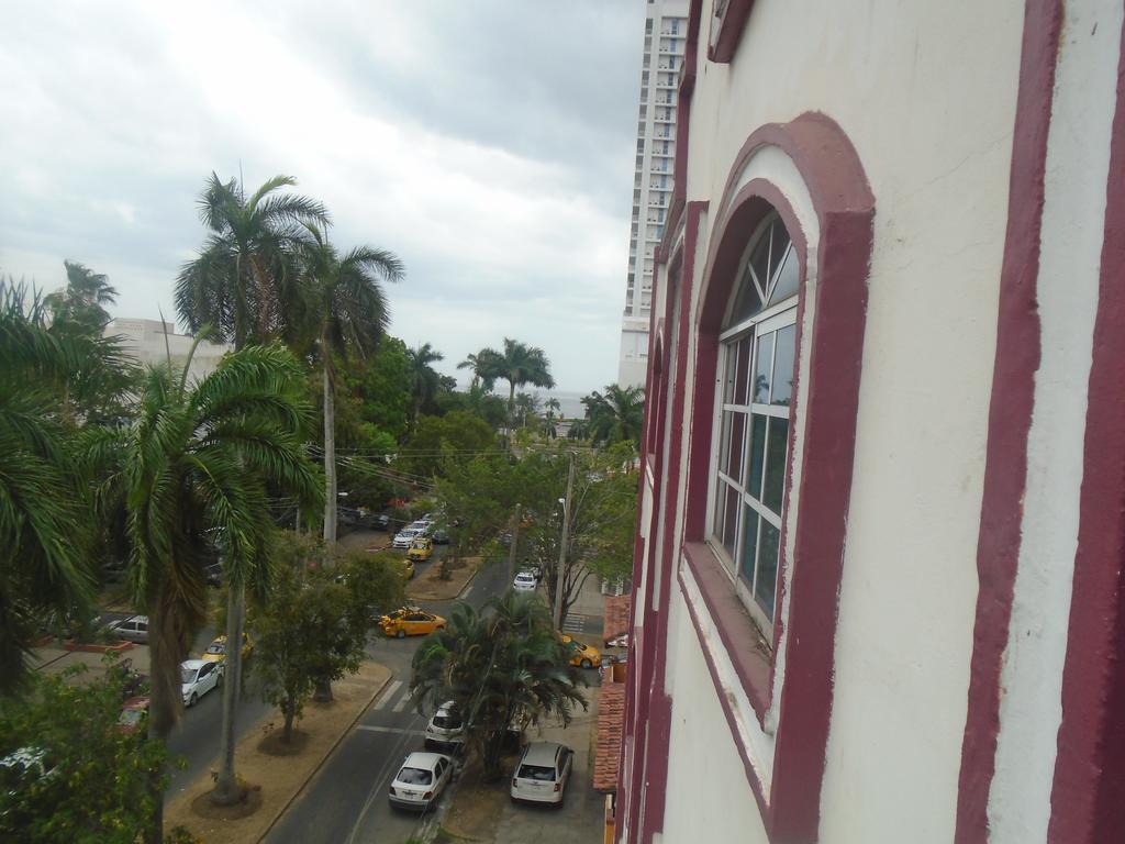 Residencial Mexico Hotel Panama City Exterior photo